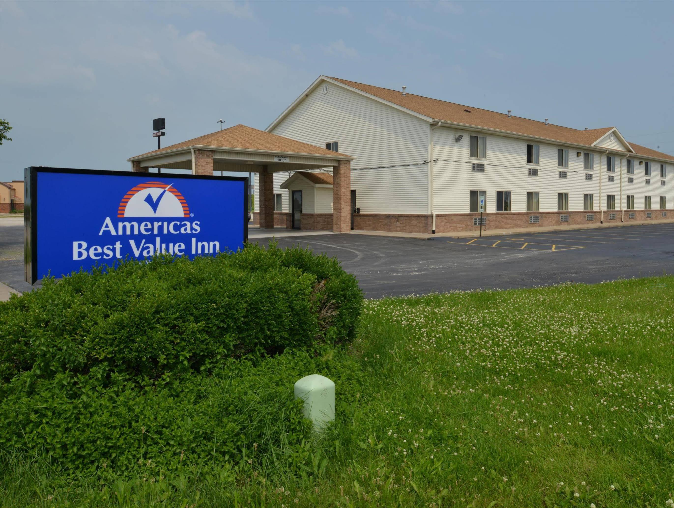 Americas Best Value Inn-Wenona Экстерьер фото