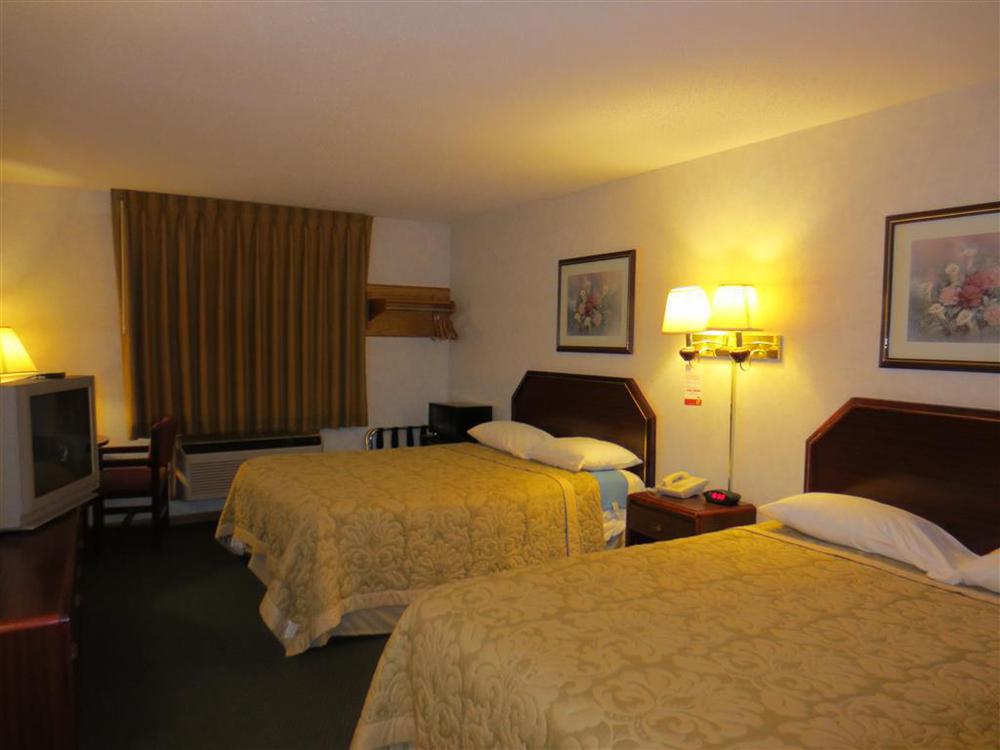 Americas Best Value Inn-Wenona Номер фото